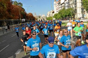 Participantes de 'Madrid corre por Madrid' por las calles de la capital la edición pasada.