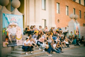 Los días 27 y 28 de mayo, los visitantes encontrarán ropa, complementos, música y gastronomía